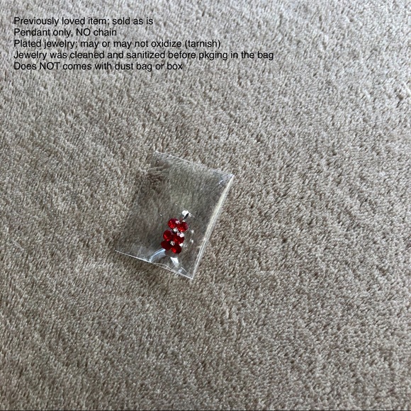 ✨2/$15✨ Pendant: Pendant with Red Stones, 1.5 cm 🛍 Bundle Me! - Picture 9 of 13